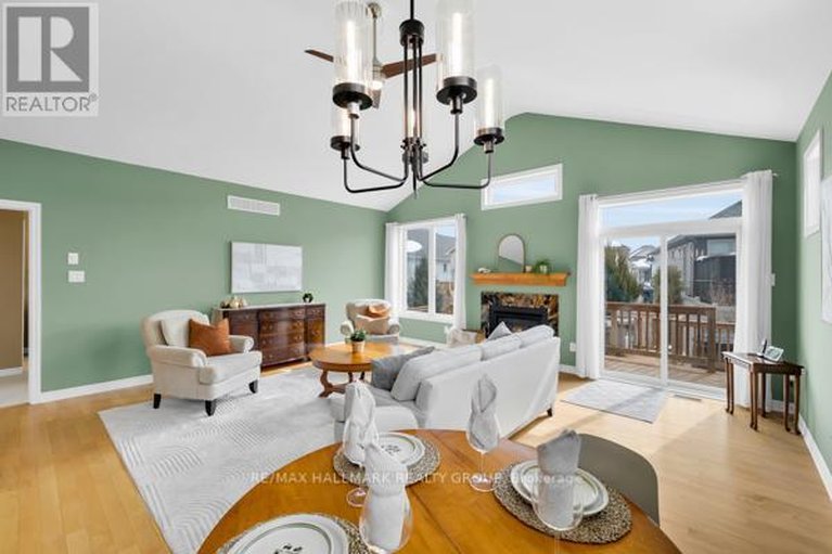 29528637/510-kindred-crescent/north-grenville-twp-kemptville-south/north-grenville/ontario/K0G1J0_9