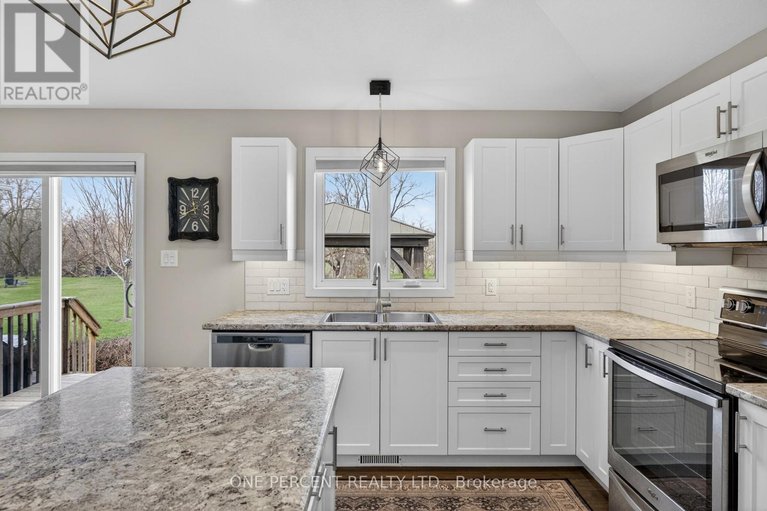 29647560/3012-drew-drive/north-dundas-mountain-twp/north-dundas/ontario/K0E1W0_10