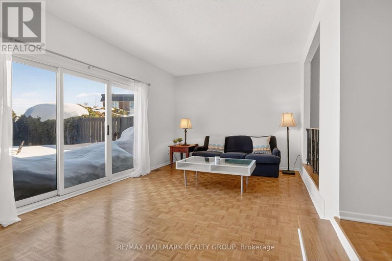 29430893/23-1821-walkley-road/urbandale-acres/ottawa/ontario/K1H6X9_12