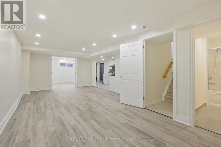 28482188/107-columbia-avenue/hunt-club/ottawa/ontario/K1V1Z3_39