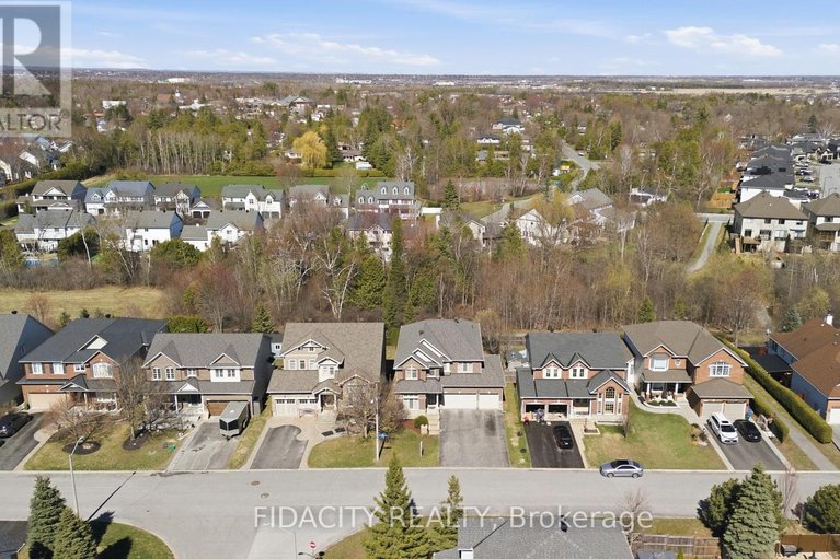 29657561/172-coyote-crescent/stittsville-south/ottawa/ontario/K2S2G6_2