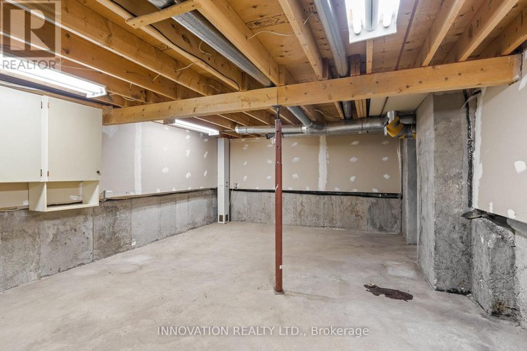 29068008/30-oakview-avenue/meadowlandscrestview/ottawa/ontario/K2G3A2_40