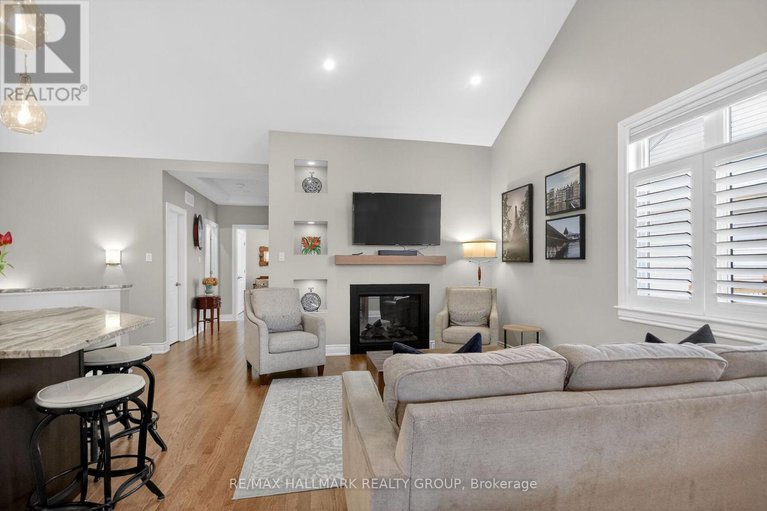 29641179/131-rivington-street/carp/ottawa/ontario/K0A1L0_12