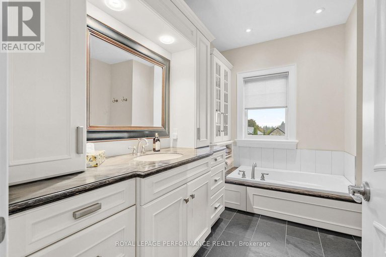 29062770/6721-yacht-boulevard/south-glengarry-charlottenburgh-twp/south-glengarry/ontario/K6H7N6_26