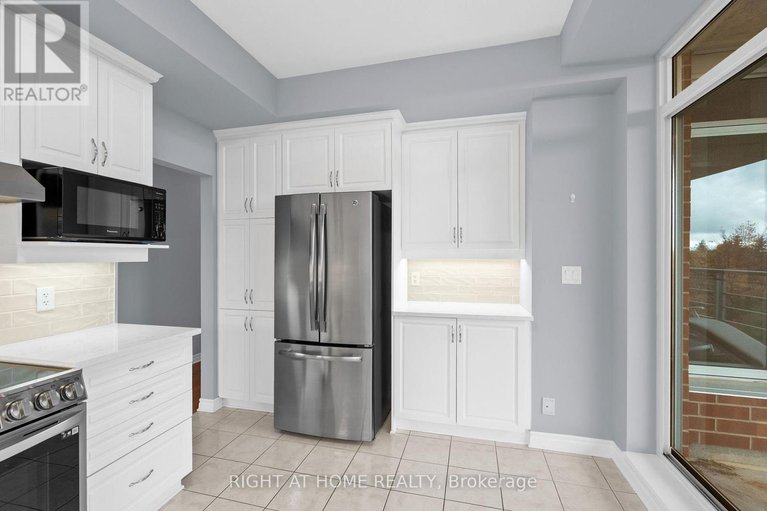 29024112/703-136-darlington-private-se/hunt-clubwestern-community/ottawa/ontario/K1V0X6_19