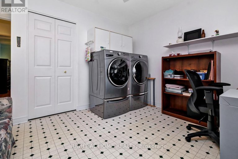 29149892/144-sandra-crescent/town-of-rockland/clarence-rockland/ontario/K4K1R7_26