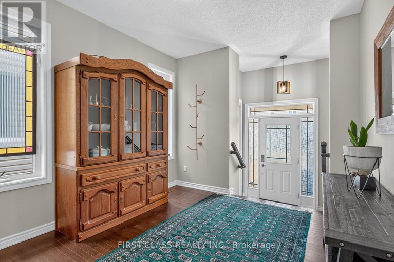 29027770/308-autumnfield-street/emerald-meadowstrailwest/ottawa/ontario/K2M0J4_2