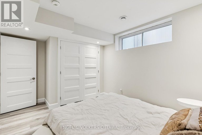 28941838/529-lucent-street/village-of-russell/russell/ontario/K4R0G3_43