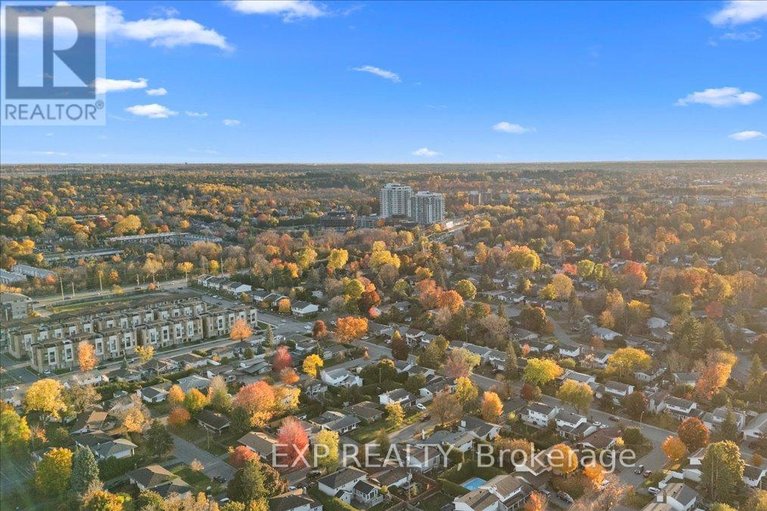 29470733/2670-stone-crescent-n/redwood-park/ottawa/ontario/K2H6Z1_10