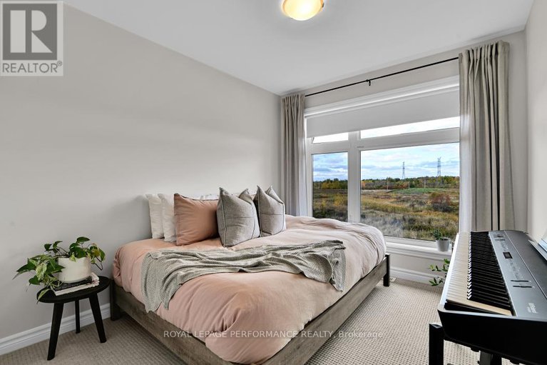 28973137/22-verglas-lane/mer-bleuebradley-estatesanderson-park/ottawa/ontario/K1W0P5_28