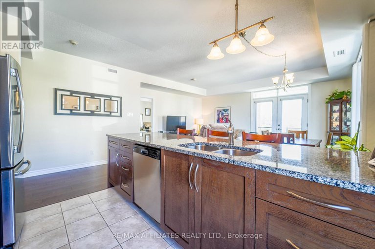 28229405/201-220-janka-private/emerald-meadowstrailwest/ottawa/ontario/K2V0E6_12