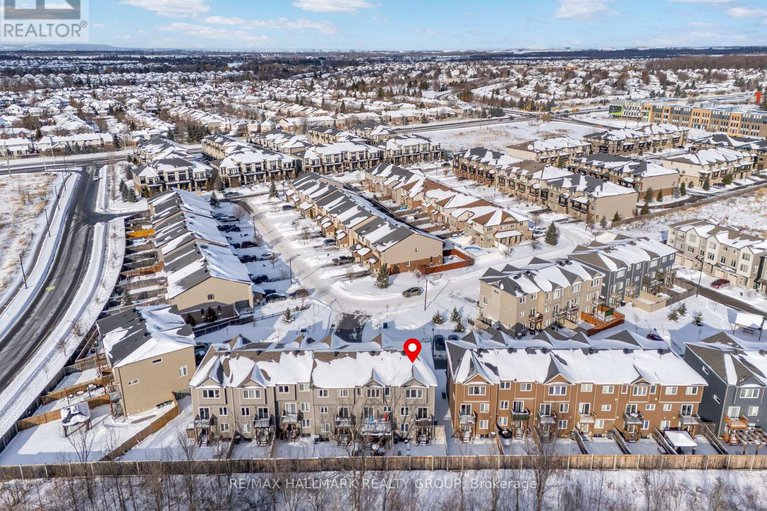 29294452/26-barn-swallow-private/riverside-southgloucester-glen/ottawa/ontario/K4M0H5_46