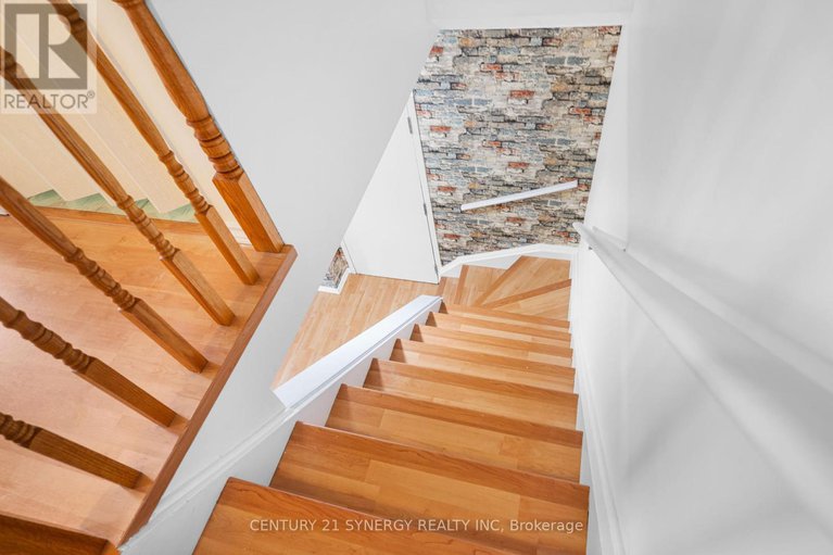 28457623/8-400-fenerty-court/katimavik/ottawa/ontario/K2L3A9_33