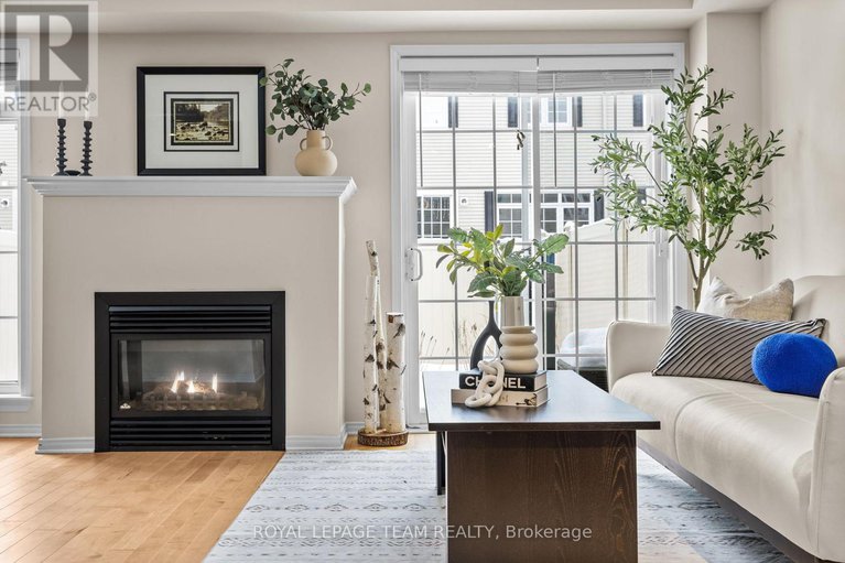 29239471/117-urbancrest-private/stonebridge/ottawa/ontario/K2J0Z6_8