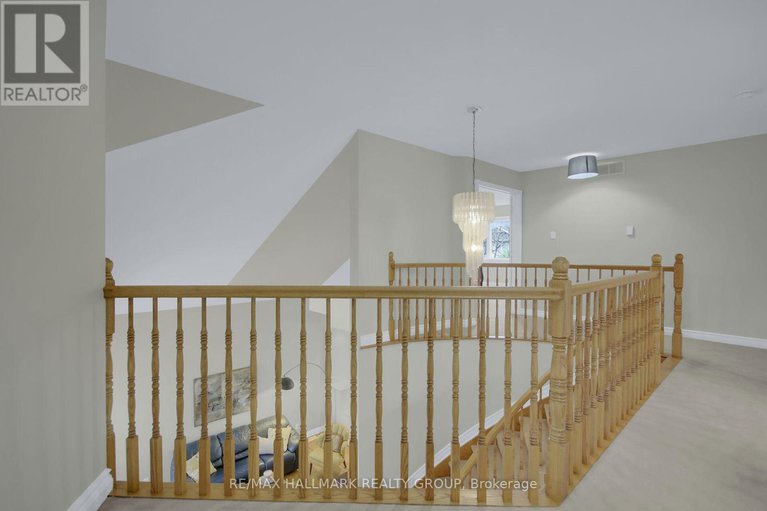 28324389/138-shaughnessy-crescent/kanata-lakesheritage-hills/ottawa/ontario/K2K2N3_30