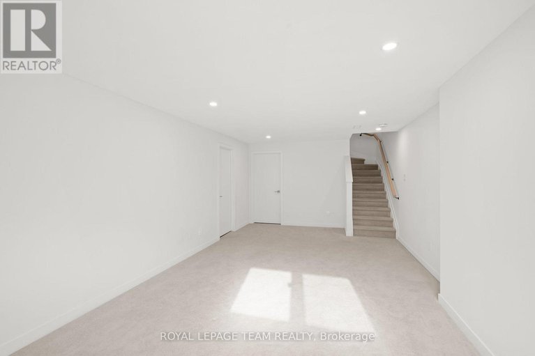 29423906/222-trumpeter-grove/riverside-southgloucester-glen/ottawa/ontario/K4M0N7_26