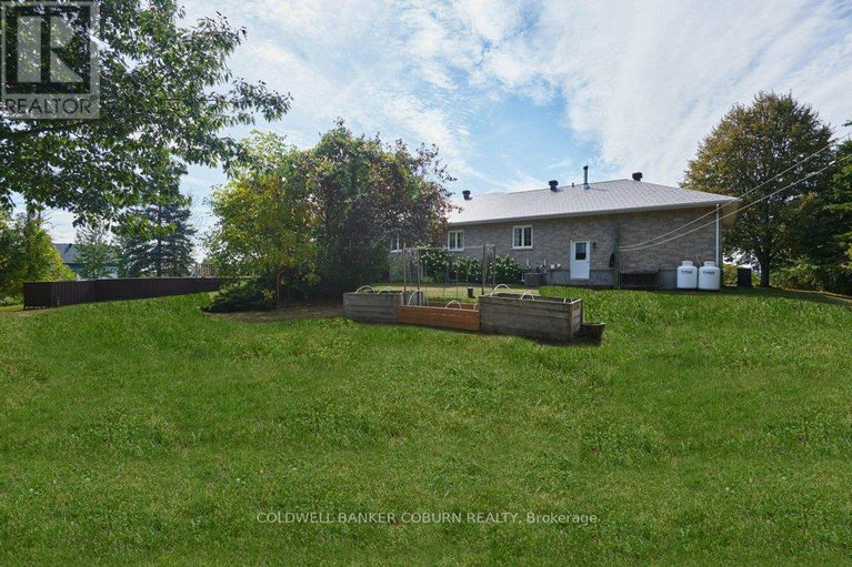 28886183/11229-lakeshore-drive/south-dundas-matilda-twp/south-dundas/ontario/K0E1K0_34