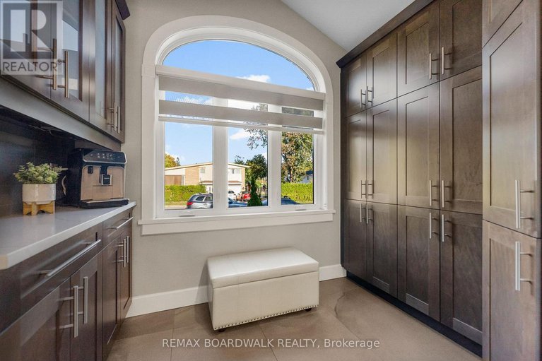 29449584/1813-elmridge-drive/beacon-hill-south/ottawa/ontario/K1J6S3_9