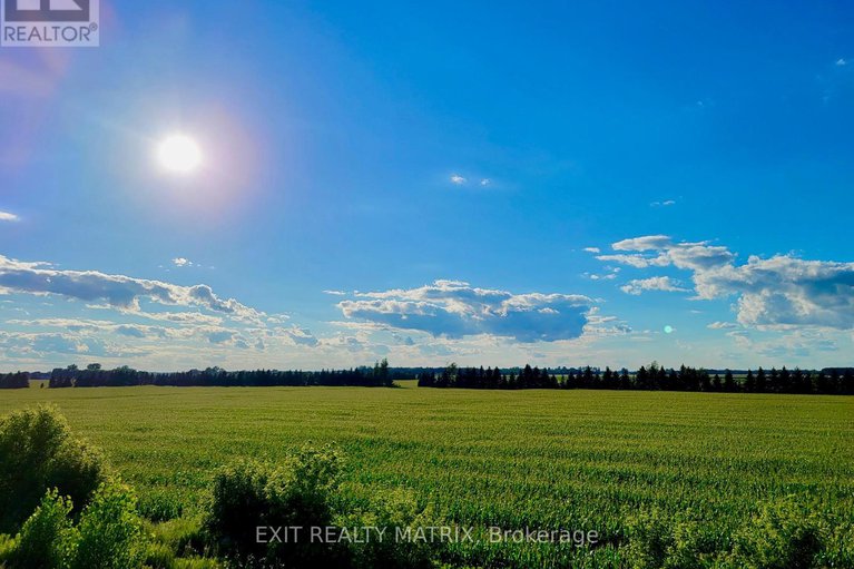 28215957/304-271-belfort-street/embrun/russell/ontario/K0A1W0_20