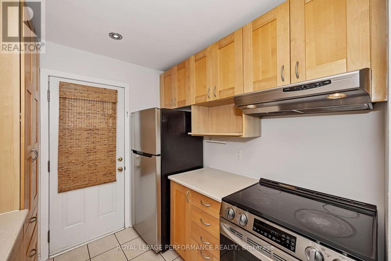 28997579/84-1317-marigold-crescent/pineview/ottawa/ontario/K1B5E7_11