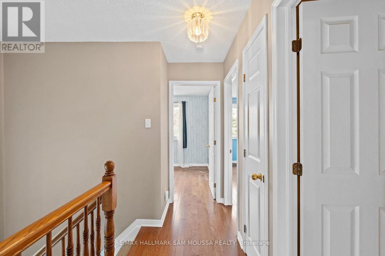28323981/11-highmont-court/kanata-lakesheritage-hills/ottawa/ontario/K2T1B3_25