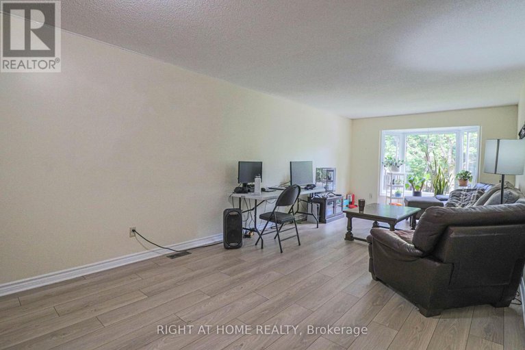 29142163/50-fireside-crescent/hunt-club-parkgreenboro/ottawa/ontario/K1T1Z4_6