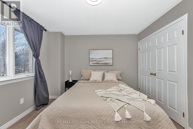 28355688/63-newborough-crescent/barrhaven-east/ottawa/ontario/K2G6A5_9