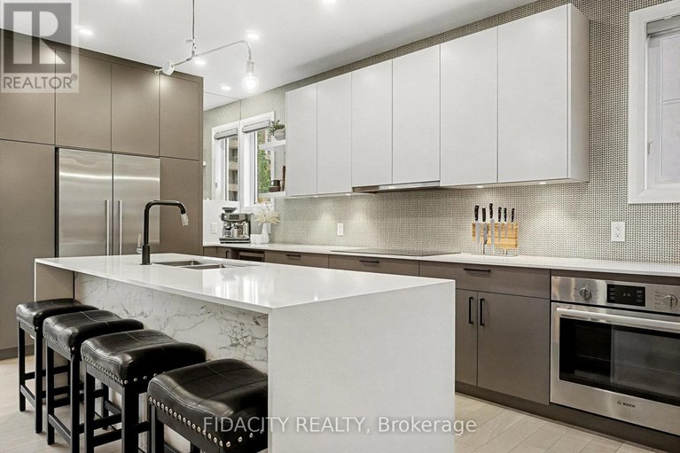 29120309/103-tay-street/westboro-west/ottawa/ontario/K2A2H1_8