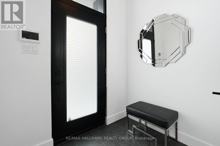 29464753/2167-rice-avenue/woodroffe/ottawa/ontario/K2A0C5_2