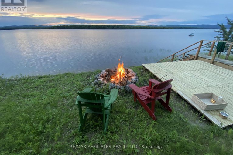 28898868/300-riverwood-drive/woodlawnmaclarens-landingkilmaurs/ottawa/ontario/K0A3M0_3