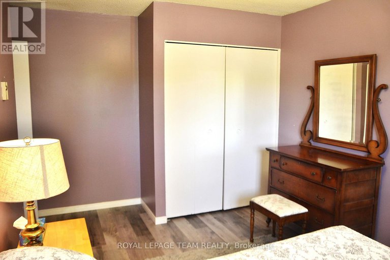 28426387/4951-hwy-31-bank-street-n/south-dundas-williamsburgh-twp/south-dundas/ontario/K0C2H0_16