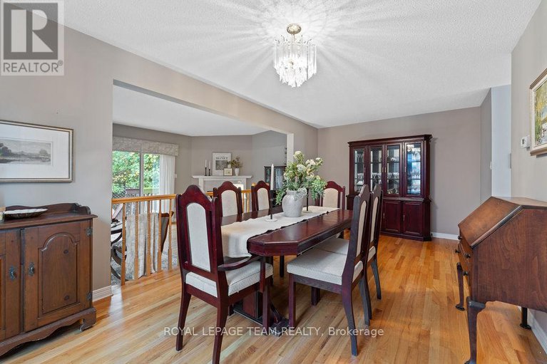 29015991/2684-violet-street/britannia/ottawa/ontario/K2B6X2_15
