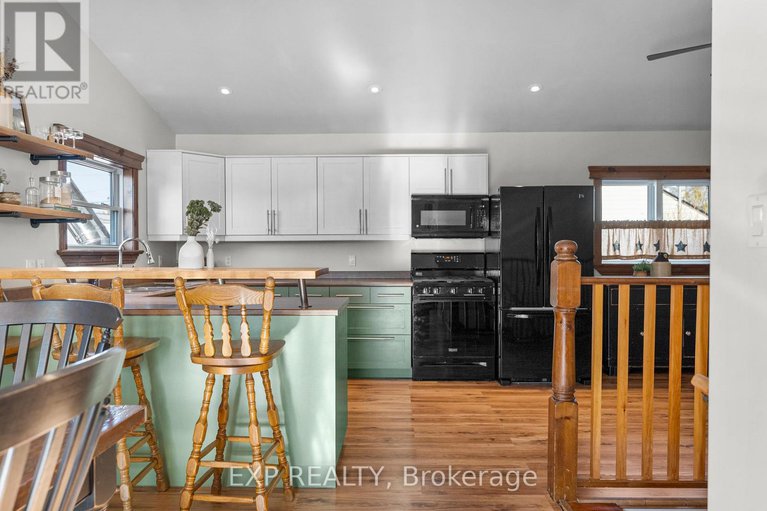 29432292/260-tasse-avenue/renfrew/renfrew/ontario/K7V3W7_19