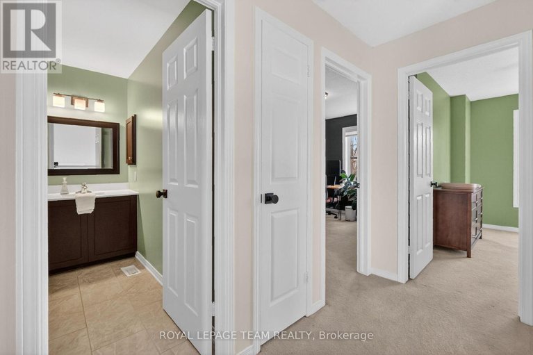 29615070/216-trail-side-circle/springridgeeast-village/ottawa/ontario/K4A5B5_30