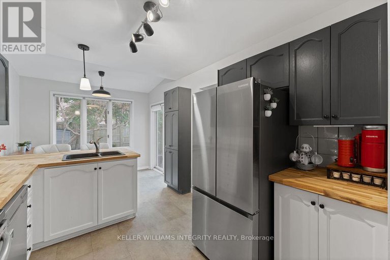 28368286/10-baton-court/katimavik/ottawa/ontario/K2L4C8_4