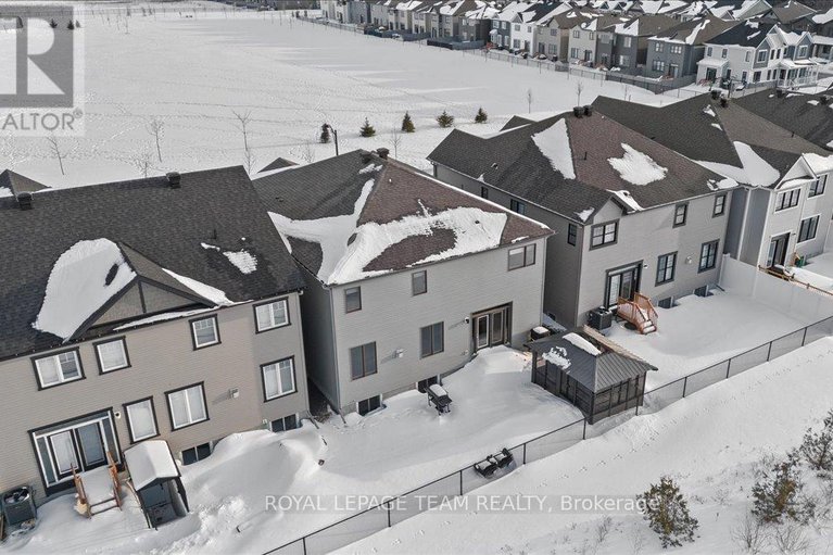 29369220/60-green-ash-avenue/goulbourn-twp-from-franktown-rdsouth-to-rideau/ottawa/ontario/K0A2Z0_44