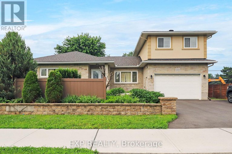 28625166/1382-fisher-avenue/city-viewskylinefisher-heightsparkwood-hills/ottawa/ontario/K2C1X1_2
