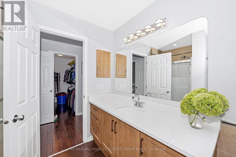 28730697/2677-chamberland-street/town-of-rockland/clarence-rockland/ontario/K4K0A5_25