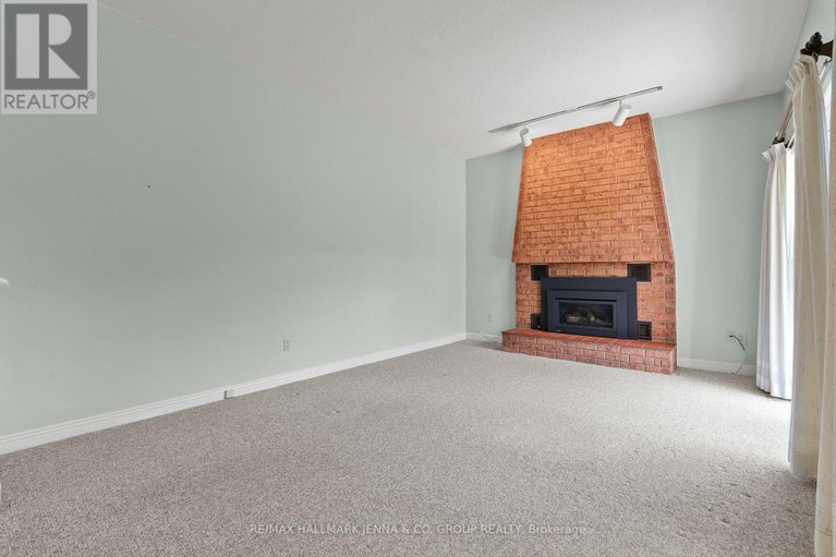 28694568/28-pine-bluff-trail/stittsville-central/ottawa/ontario/K2S1E1_11