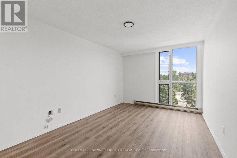 28477843/607-1025-richmond-road/woodroffe/ottawa/ontario/K2B8G8_6