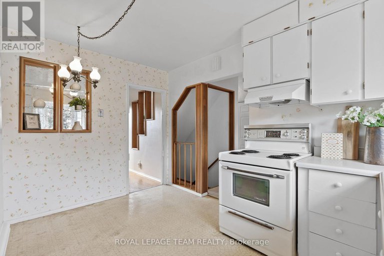 28819886/95-coburn-avenue/glencairnhazeldean/ottawa/ontario/K2L1G4_16