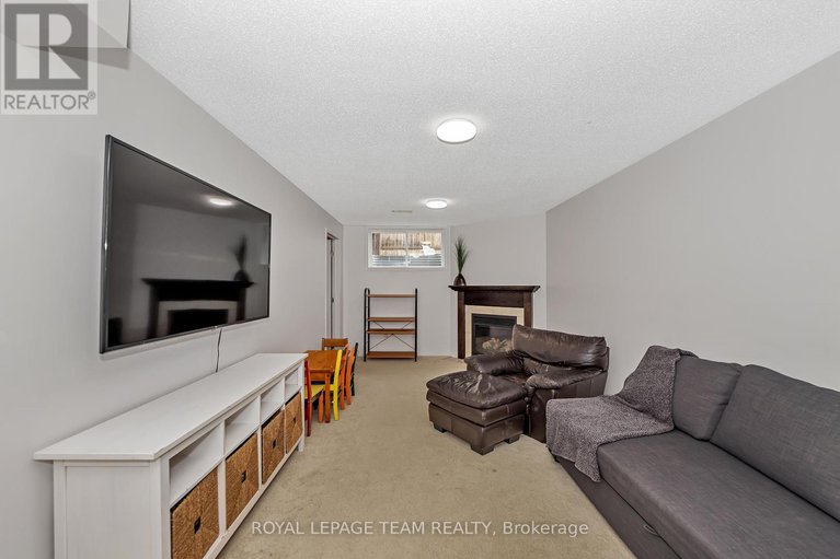 28967262/430-haresfield-court/riverside-southgloucester-glen/ottawa/ontario/K4M0B6_34