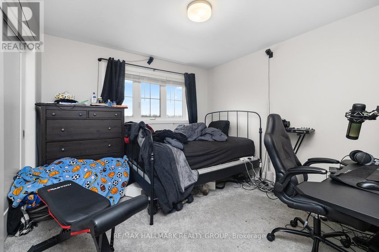 28605728/805-gamble-drive/village-of-russell/russell/ontario/K4R0G6_26