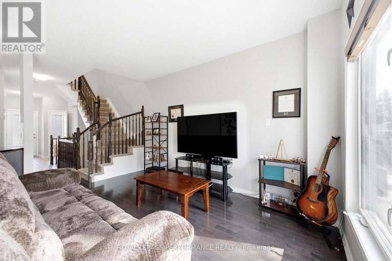 29570755/15-dundalk-private/stonebridge/ottawa/ontario/K2J0J5_15