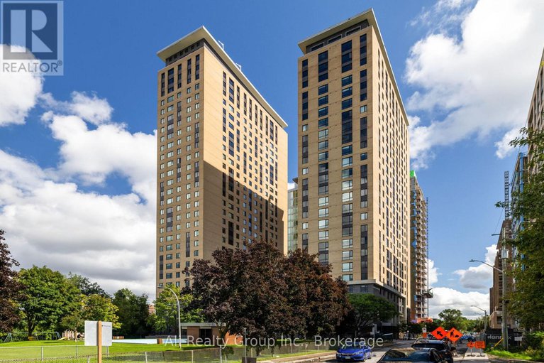 29244317/1602-105-champagne-avenue-s/west-centre-town/ottawa/ontario/K1S5E5_1