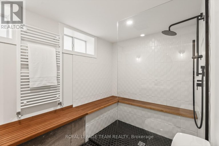 29651781/318-clemow-avenue/glebe/ottawa/ontario/K1S2B8_25