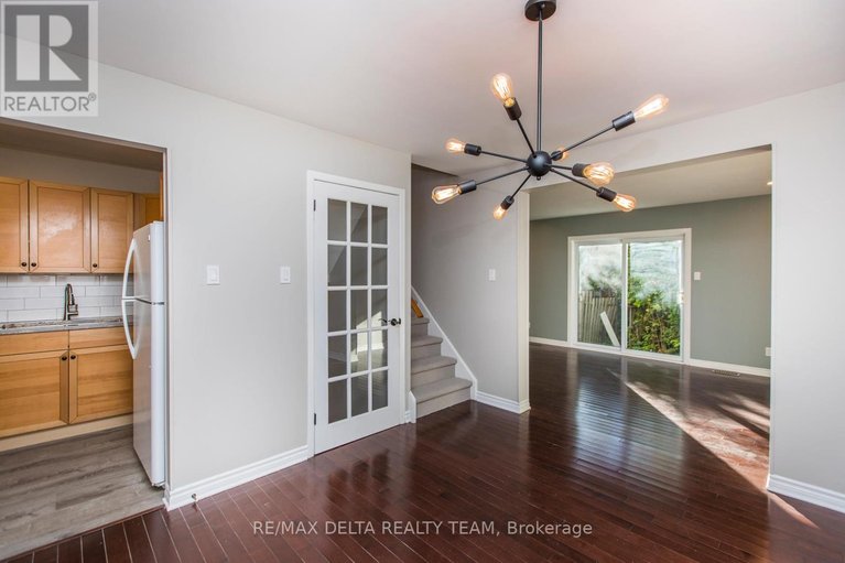 29517311/8-323-monica-crescent/bilberry-creekqueenswood-heights/ottawa/ontario/K1E3N6_7