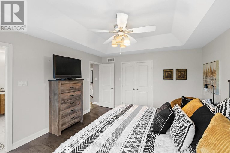 28926849/511-erinwoods-circle/stonebridge/ottawa/ontario/K2J5M5_20