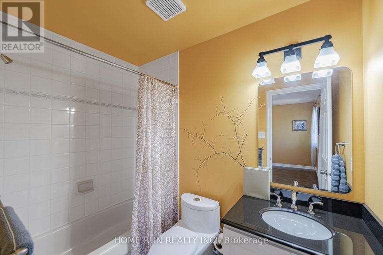 29644930/5-thunderbird-crescent/bridlewood/ottawa/ontario/K2M2H4_27