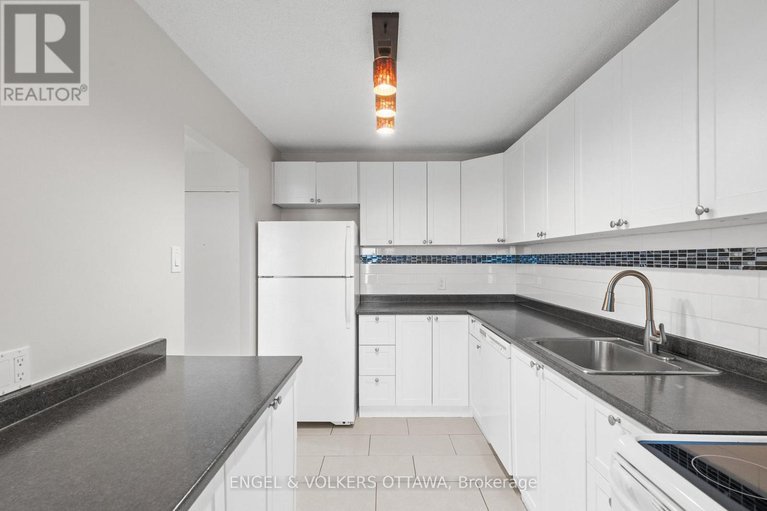 29197369/2001-665-bathgate-drive/carson-meadows/ottawa/ontario/K1K3Y4_10